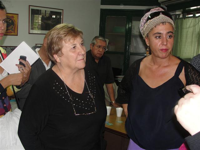 Ambas dirigentes rechazaron de plano el 25% ofrecido por el Ejecutivo a otros gremios